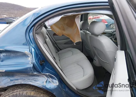 2003 Jaguar X-Type 3.0 из США, поврежденный, VIN SAJEB51C73WD07032